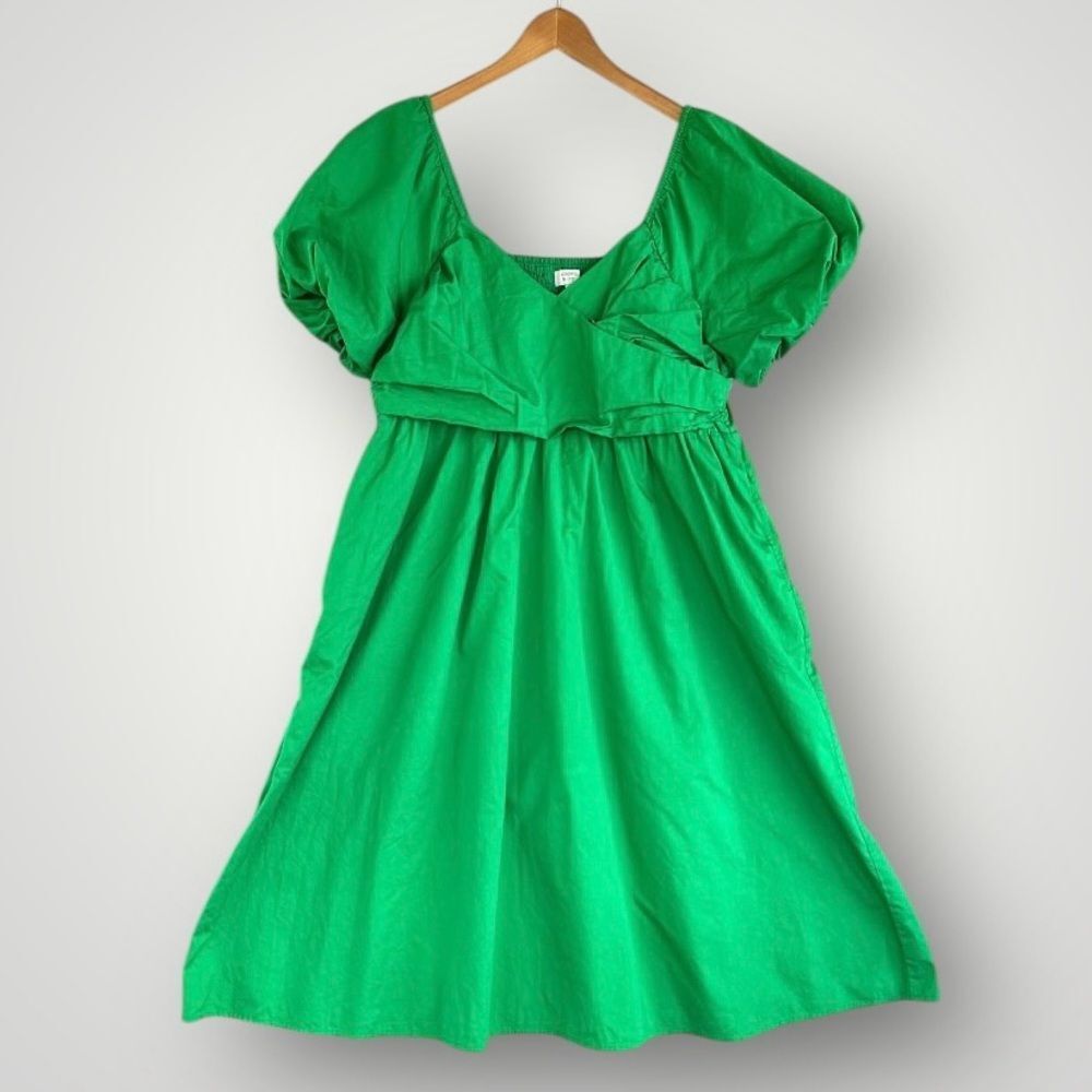 Elegant Green Dress